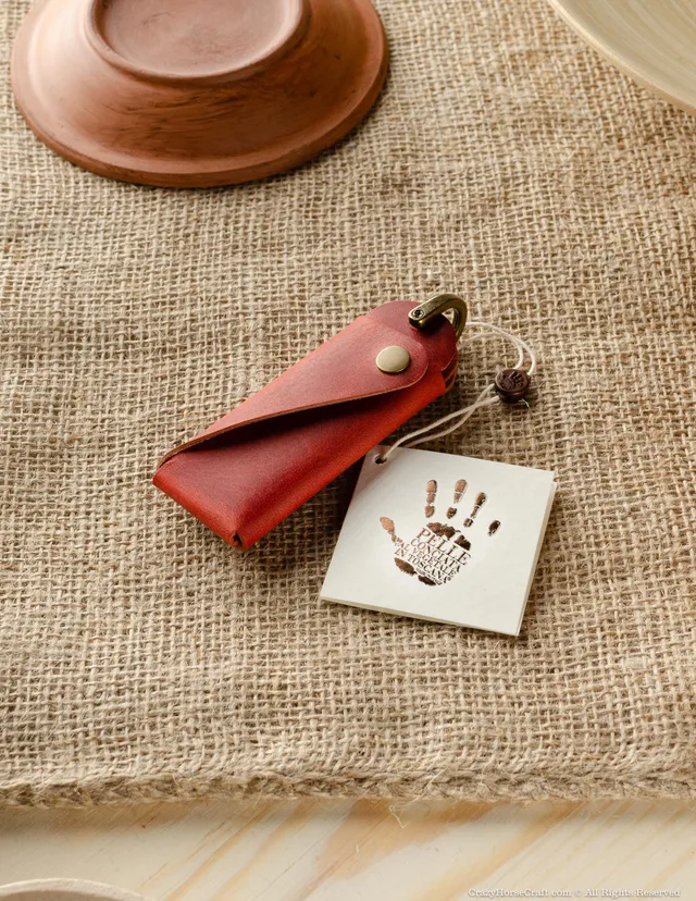 Crazy Horse Craft Minimalist Series portachiavi pelle Fragola Red