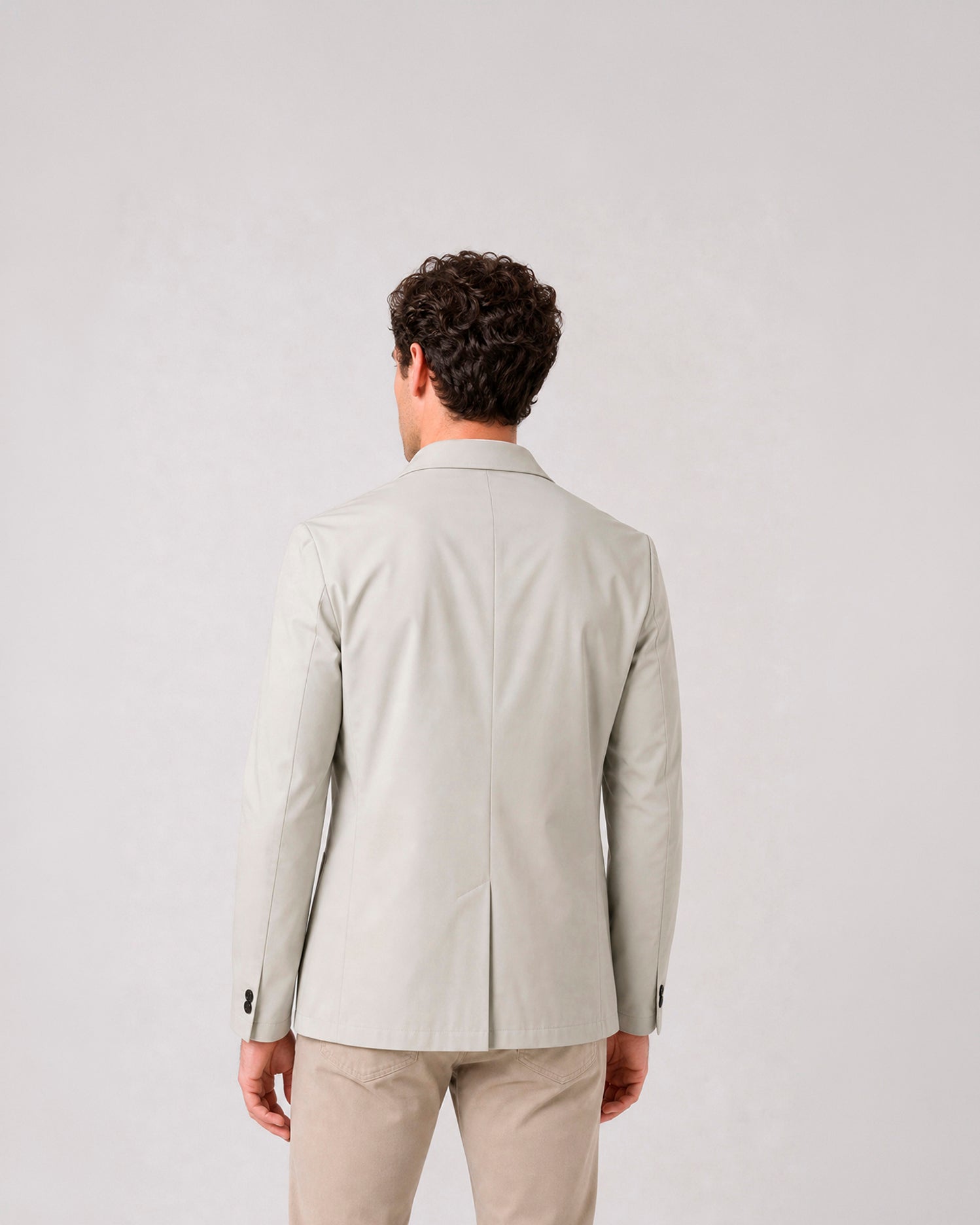 Miguel Bellido Americanas, Sobrecamisas y Chaquetas americana slim fit tecnica