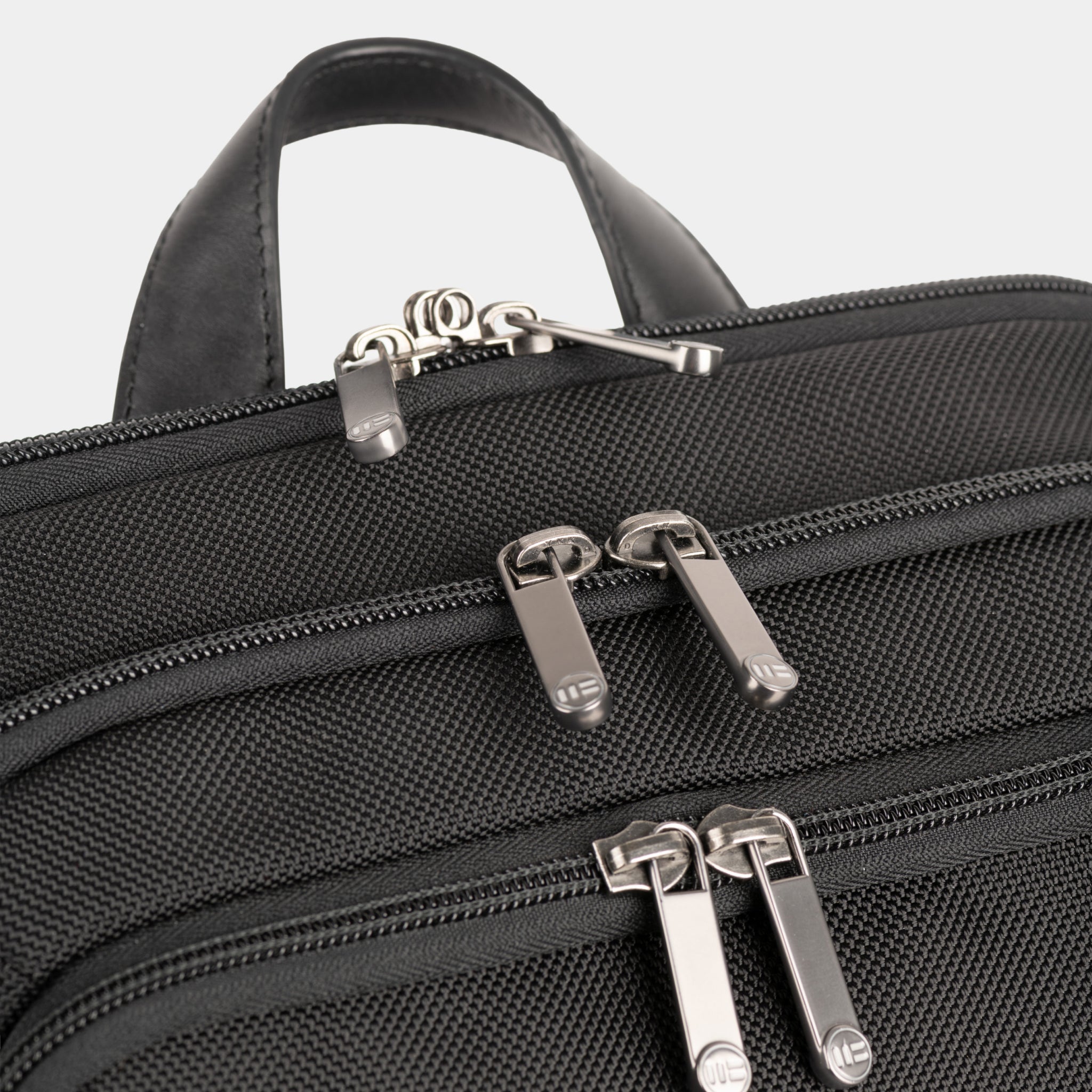 Miguel Bellido Mochilas para hombre Seúl zaino nero per laptop 15 pollici