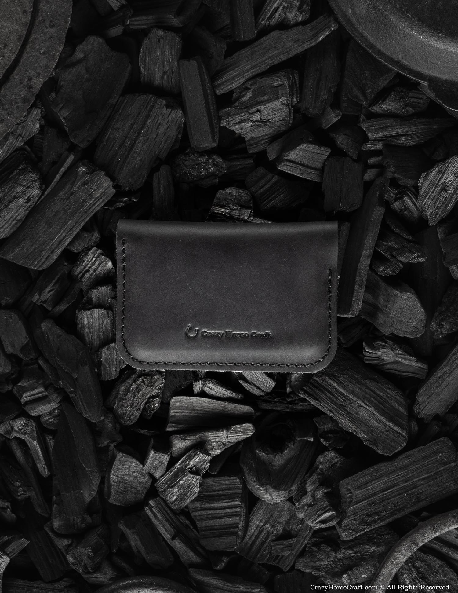 Crazy Horse Craft Wallets & Card Holders porta carte Carbon Black in pelle