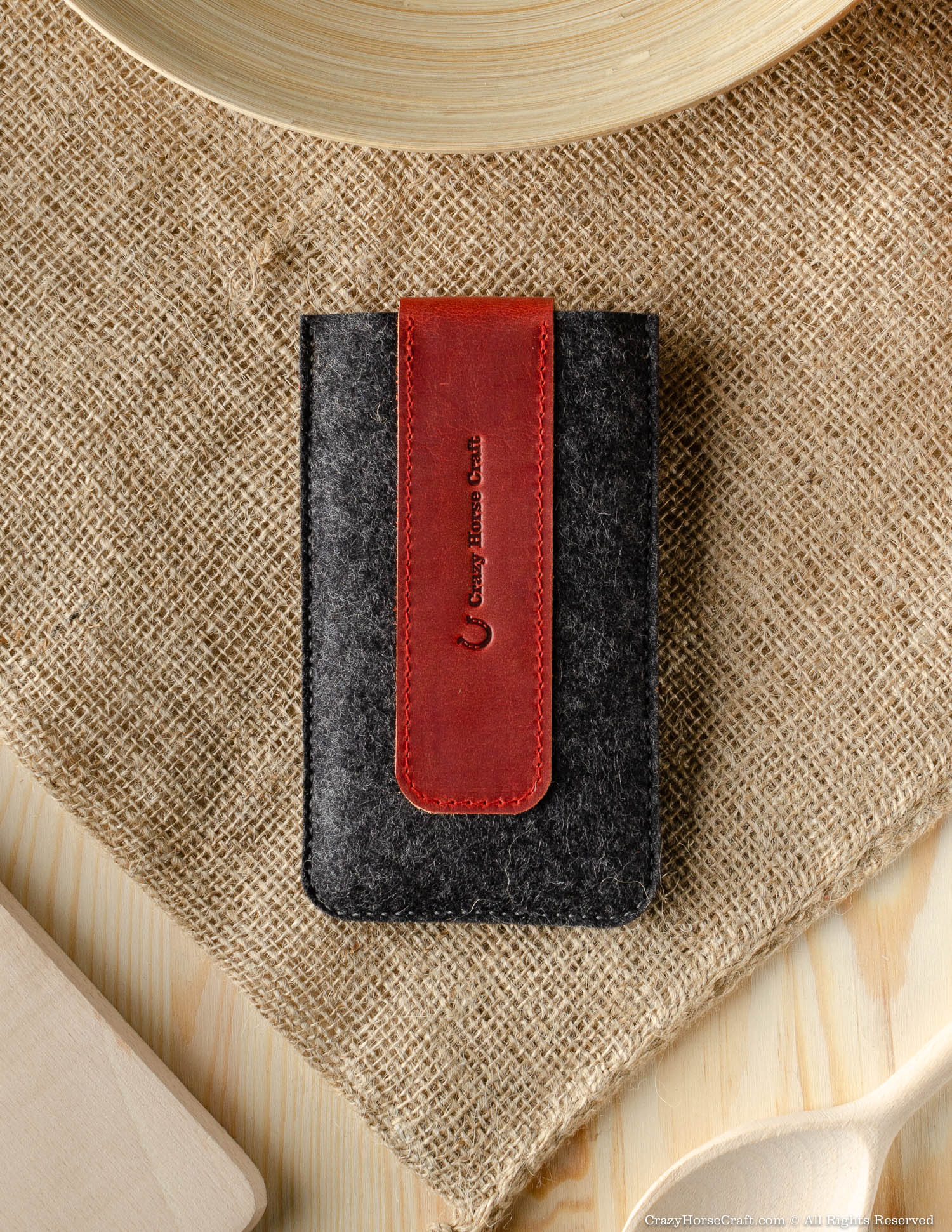 Crazy Horse Craft Phone Cases Custodia iPhone in feltro Fragola Red