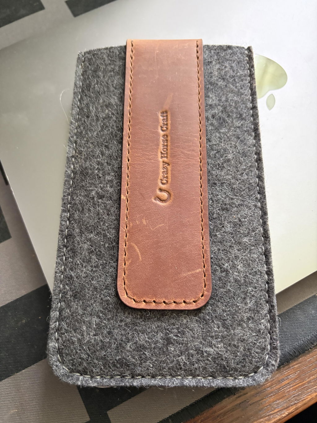 Crazy Horse Craft Phone Cases Wool Felt Phone Sleeve custodia iPhone Classic Brown