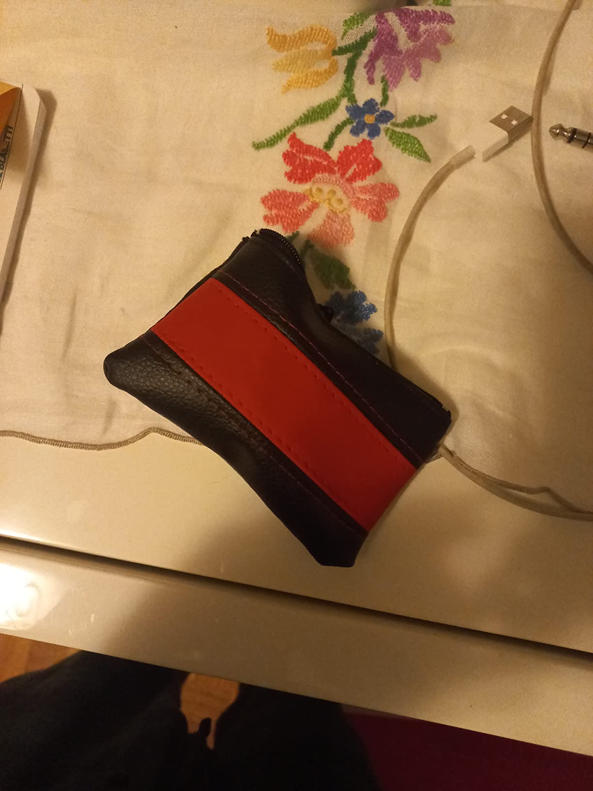 myledershop Schlüsseltaschen portachiavi con cerniera nero rosso