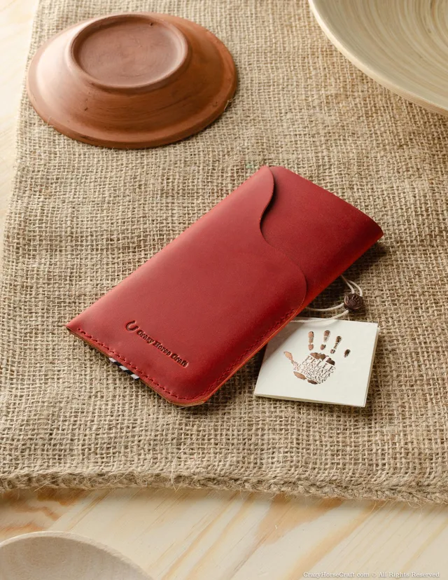 Crazy Horse Craft Phone Cases custodia portafoglio iPhone 15 Fragola Red pelle