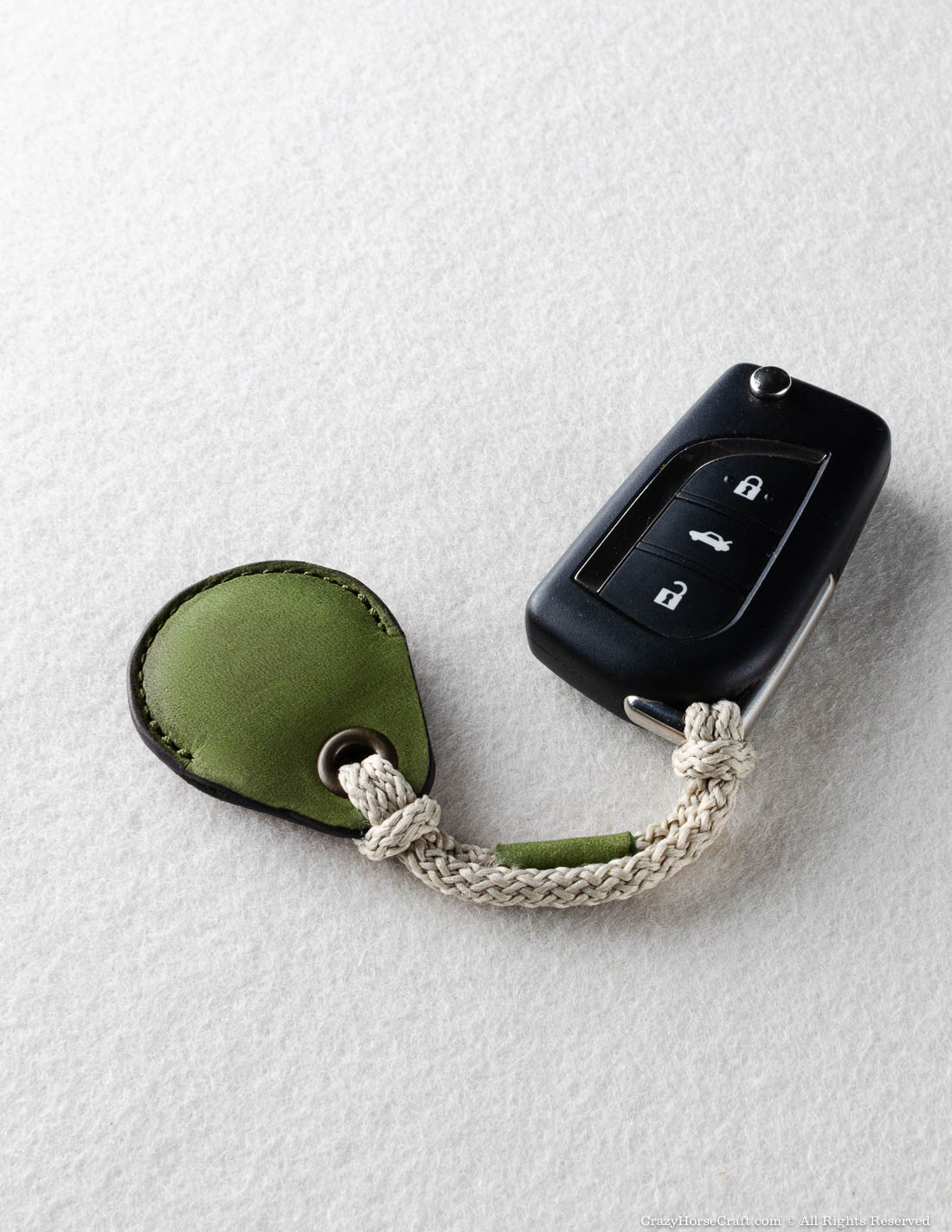 Crazy Horse Craft AirTag Holders porta AirTag Alpine Green