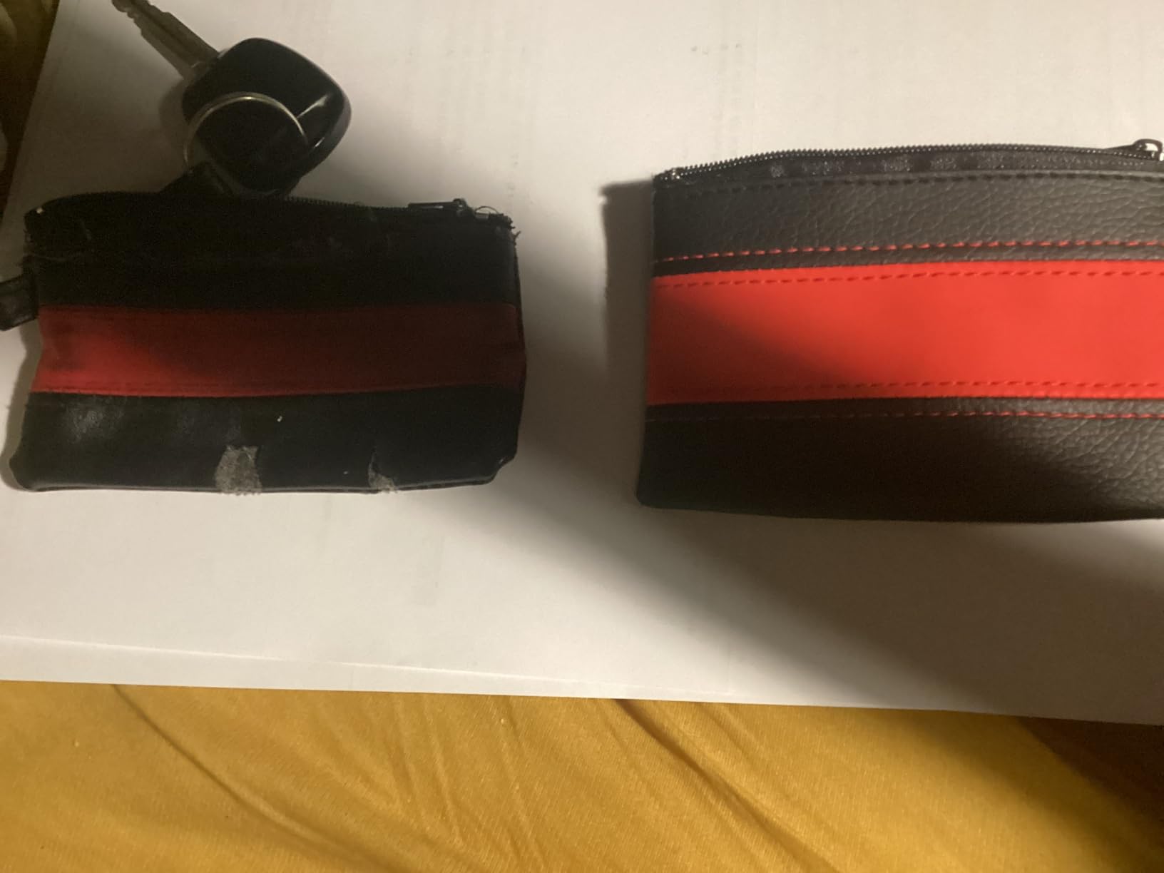 myledershop Schlüsseltaschen portachiavi con cerniera nero rosso