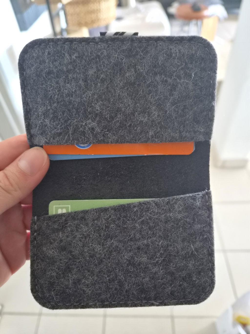 Crazy Horse Craft Wallets & Card Holders porta carte Carbon Black in pelle