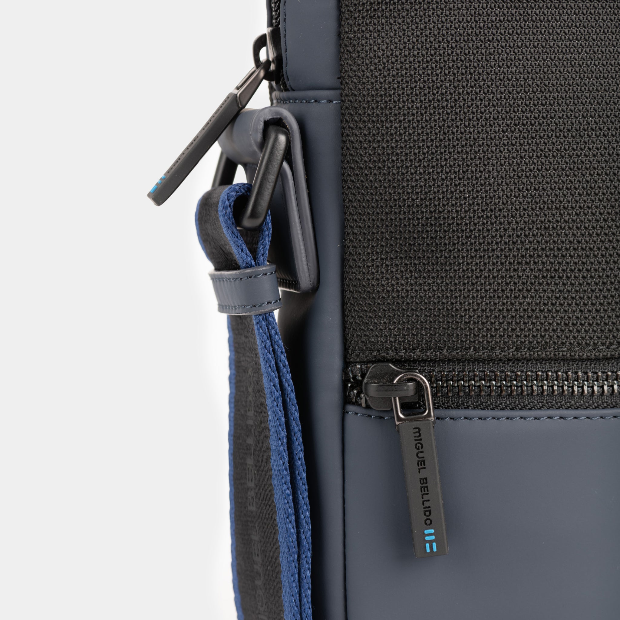 Miguel Bellido Bolsos cruzados para hombre Quebec borsello impermeabile