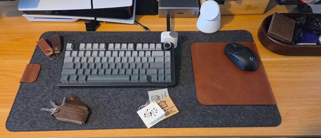 Crazy Horse Craft Desk Accessories Desk Mat sottomano in feltro e pelle Classic Brown