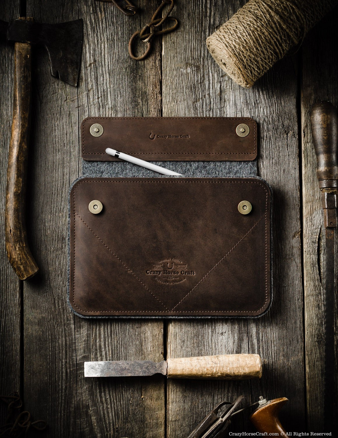 Crazy Horse Craft iPad and Kindle Cases Custodia iPad Wood Brown con supporto
