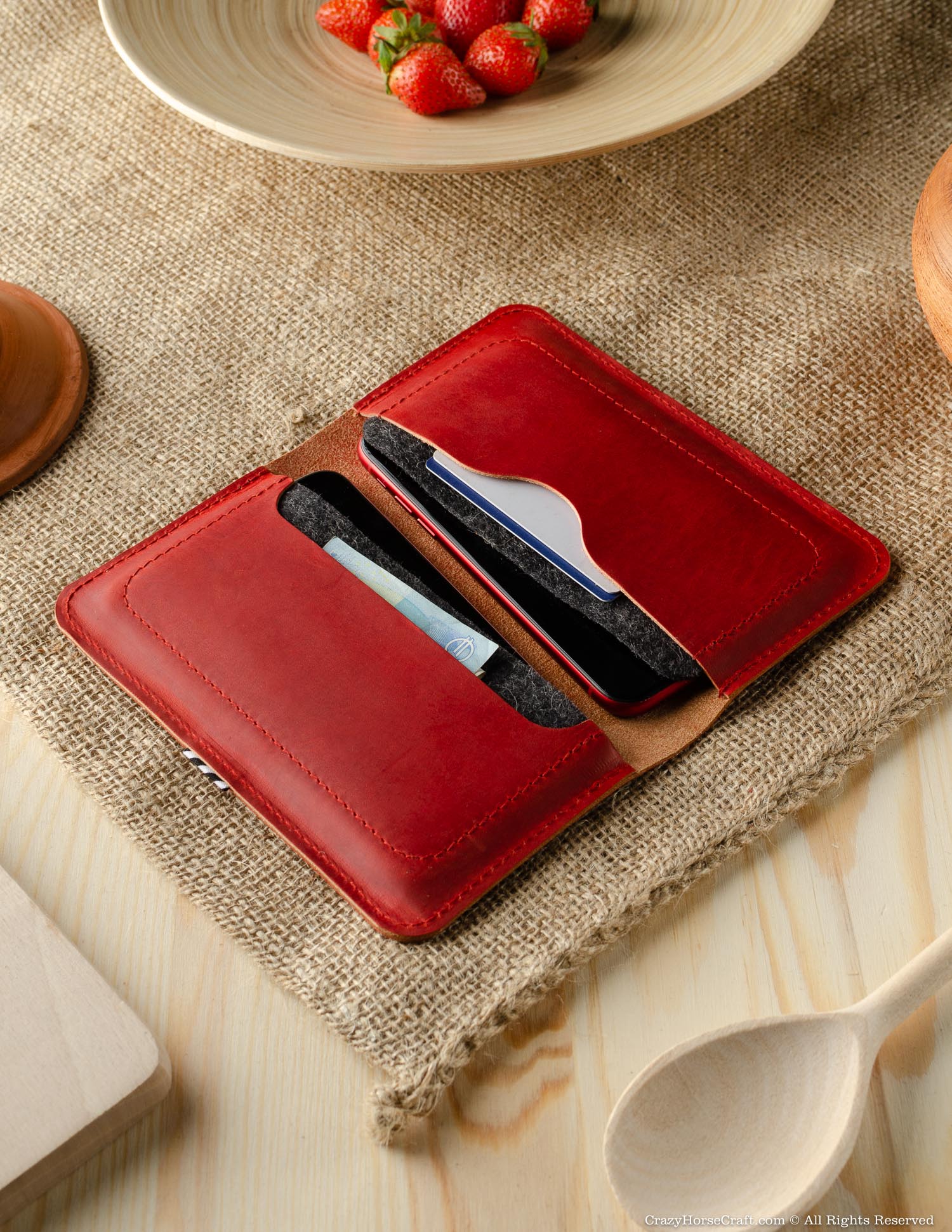 Crazy Horse Craft Phone Cases Leather wallet / case for two phones portafoglio Fragola Red
