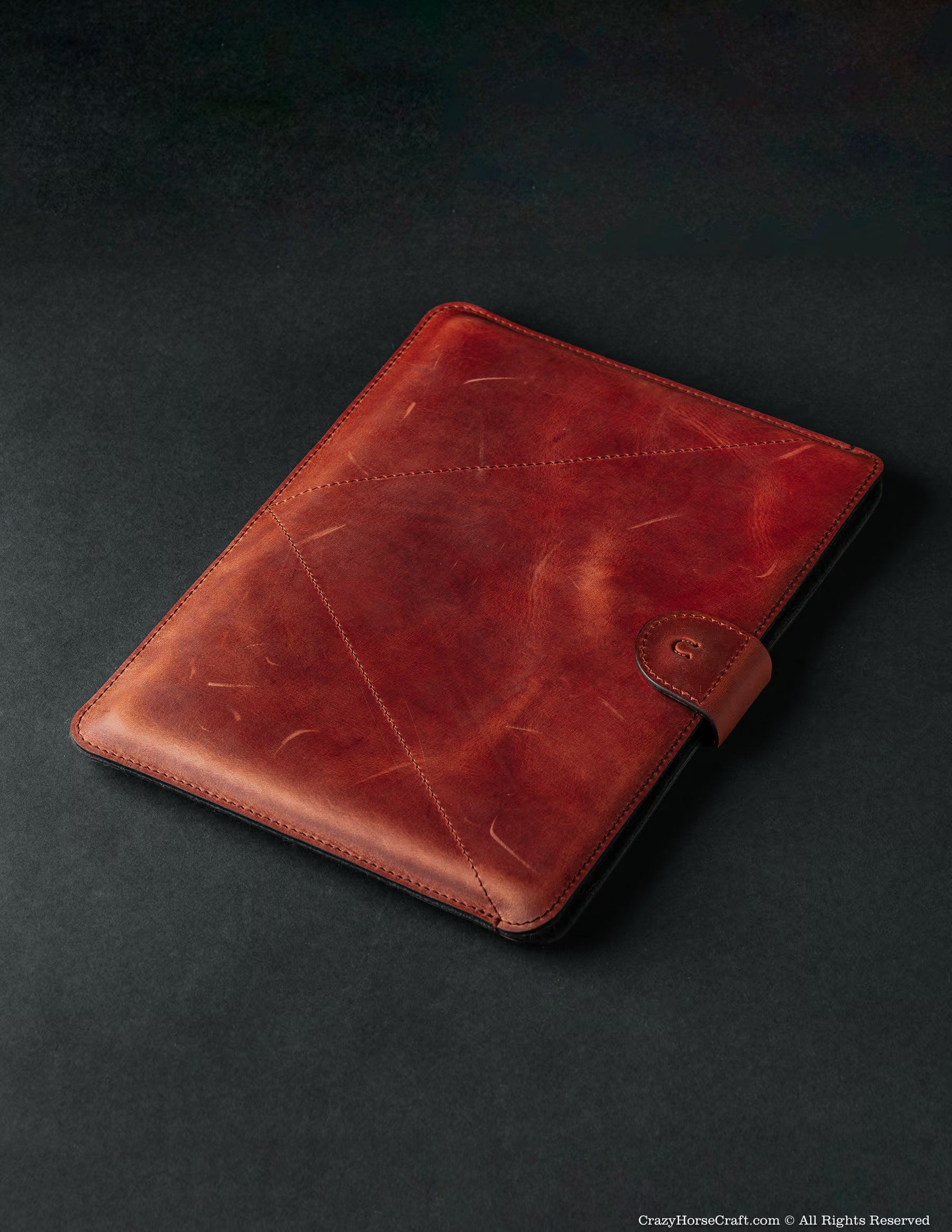 Crazy Horse Craft MacBook Cases custodia MacBook Neo Classic Brown in pelle