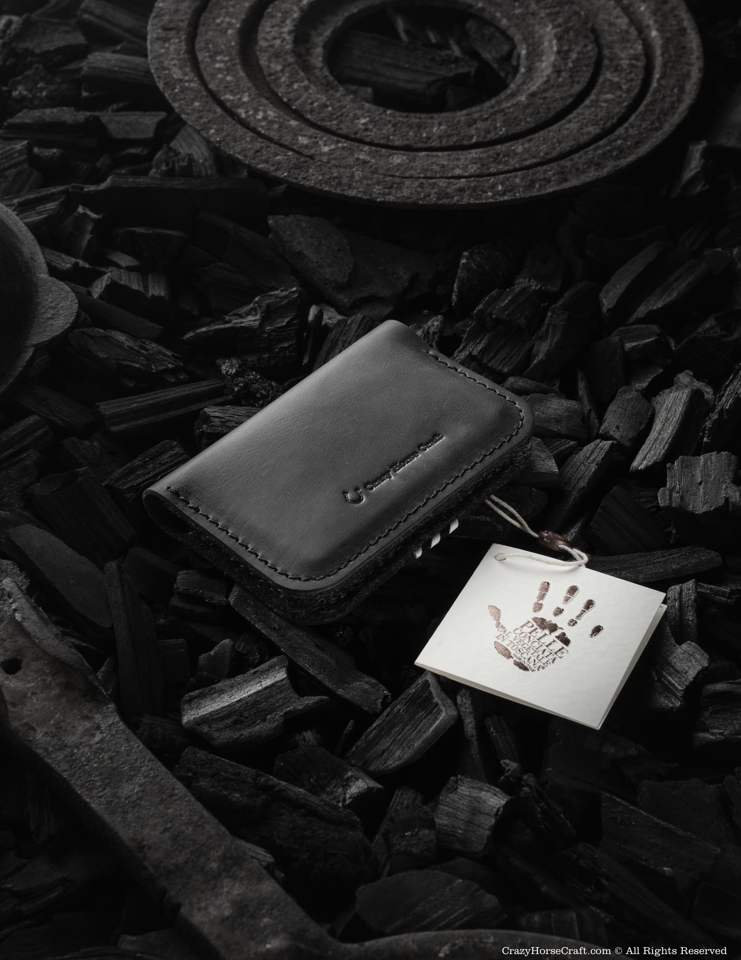Crazy Horse Craft Wallets & Card Holders porta carte Carbon Black in pelle