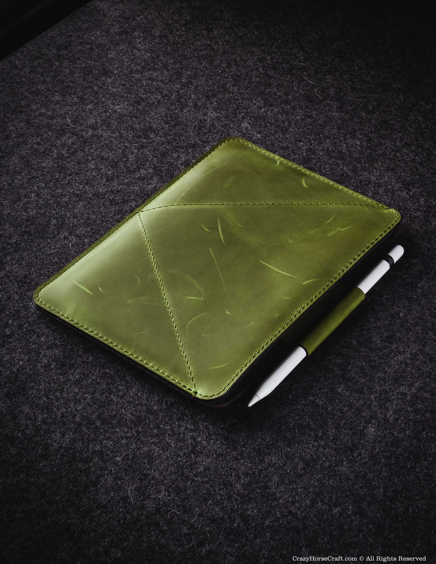 Crazy Horse Craft iPad and Kindle Cases Classic Leather & Felt iPad Mini Case custodia marrone
