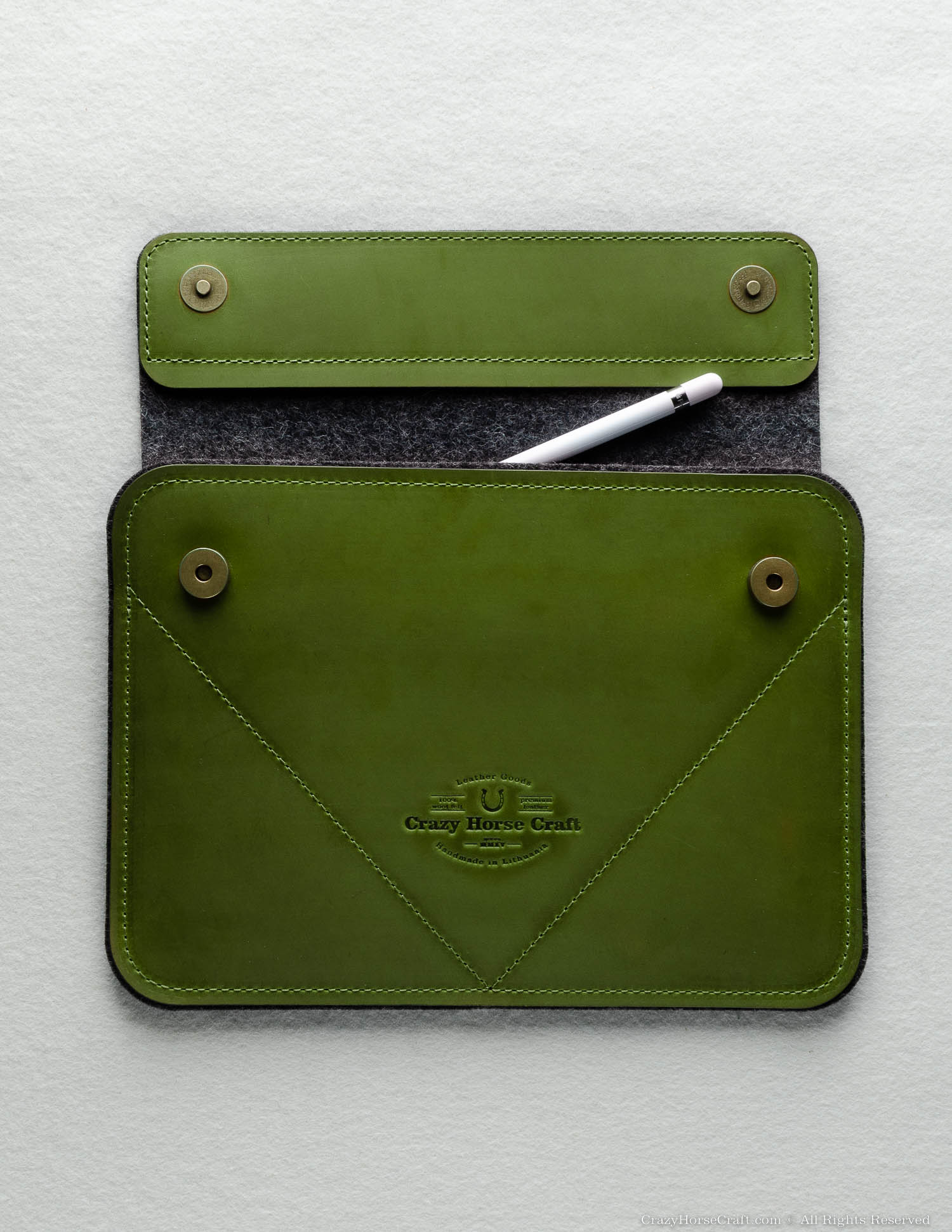 Crazy Horse Craft iPad and Kindle Cases custodia iPad Alpine Green in pelle