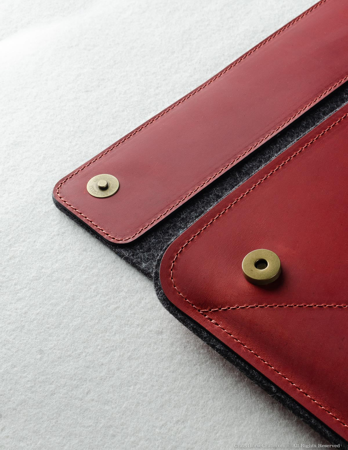 Crazy Horse Craft MacBook Cases custodia MacBook Fragola Red in pelle