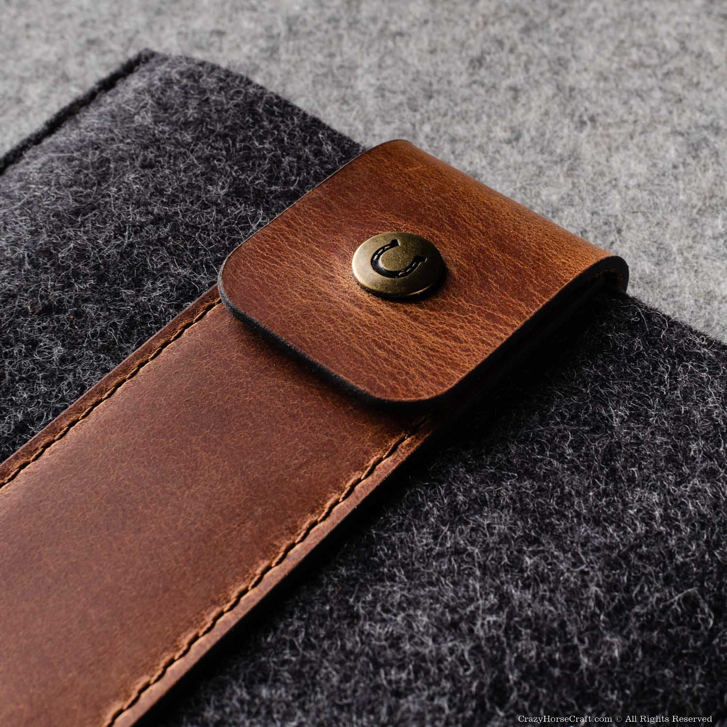 Crazy Horse Craft iPad and Kindle Cases custodia Kindle in feltro e pelle
