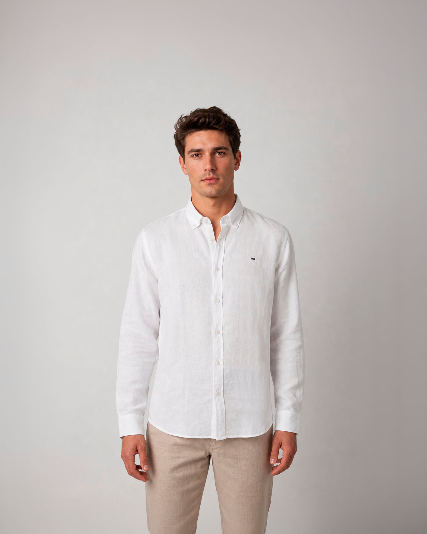 Miguel Bellido Camisas Camisa casual de lino camicia taglia 2-6, collo con bottoni