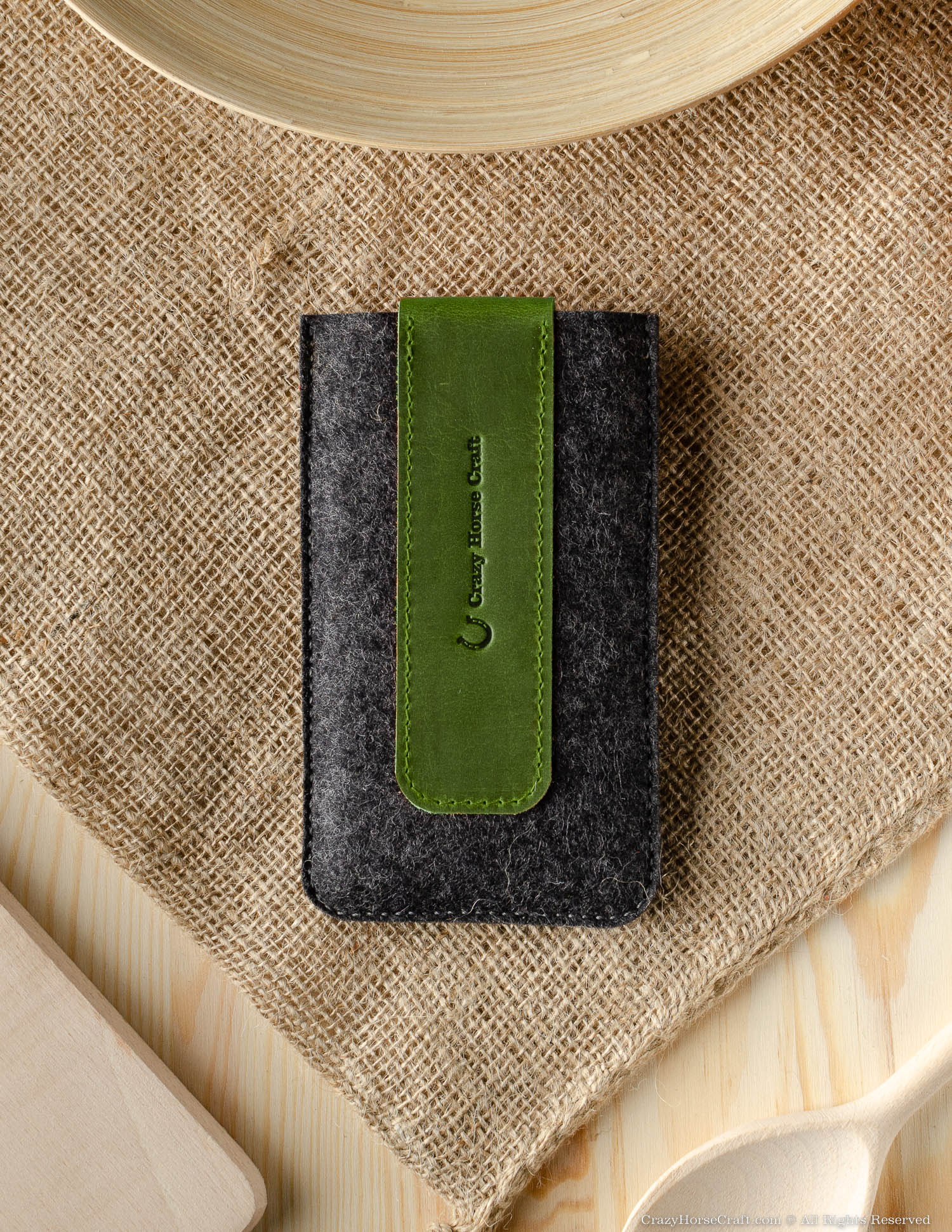 Crazy Horse Craft Phone Cases Wool Felt Phone Sleeve custodia iPhone verde alpino