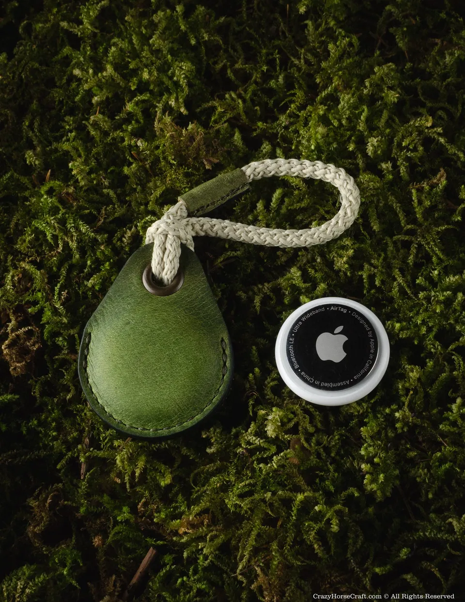 Crazy Horse Craft AirTag Holders porta AirTag Alpine Green