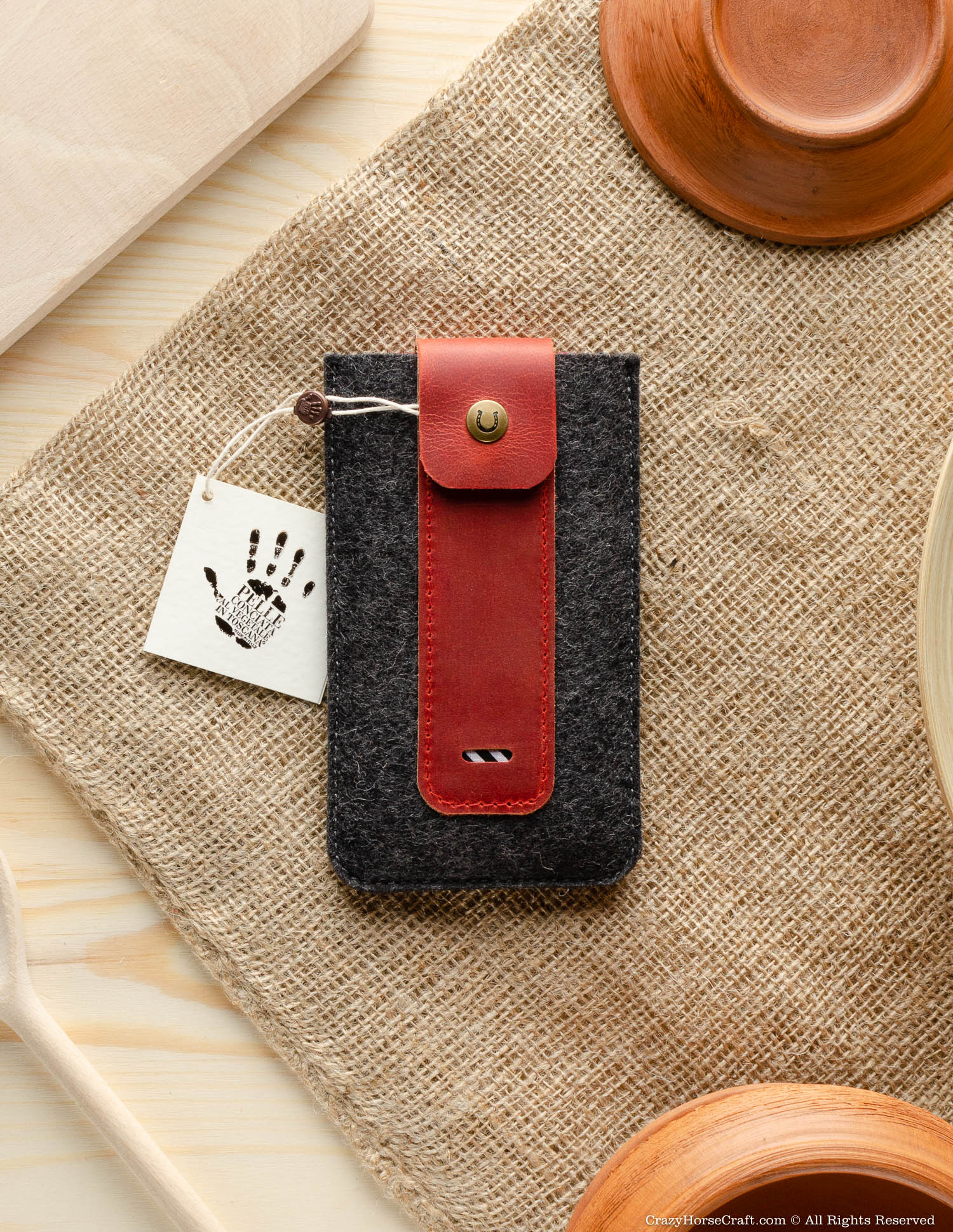 Crazy Horse Craft Phone Cases Custodia iPhone in feltro Fragola Red