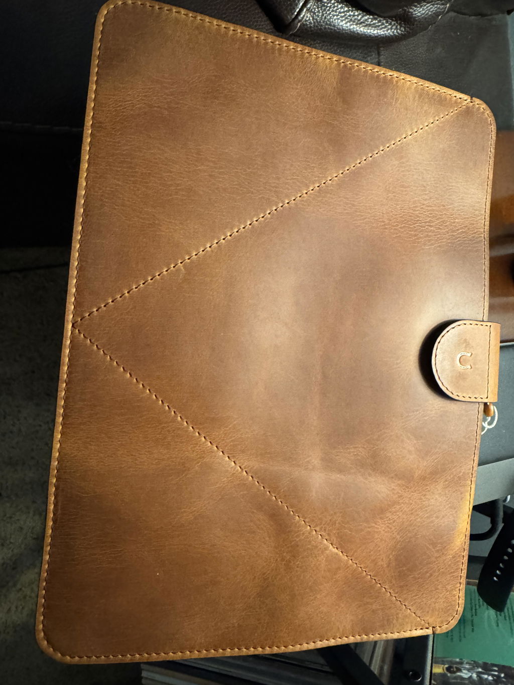 Crazy Horse Craft MacBook Cases custodia MacBook Neo Classic Brown in pelle