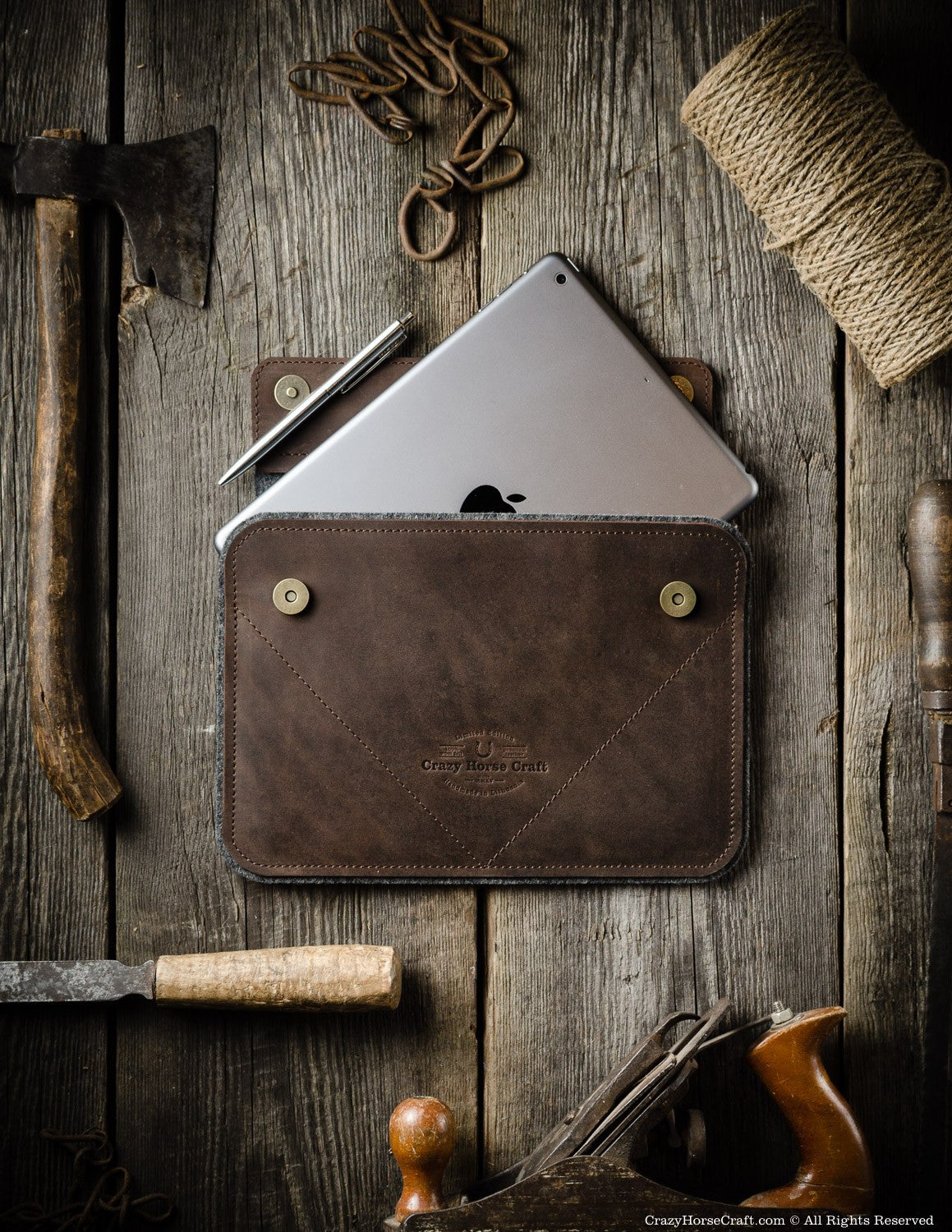 Crazy Horse Craft iPad and Kindle Cases Custodia iPad Wood Brown con supporto