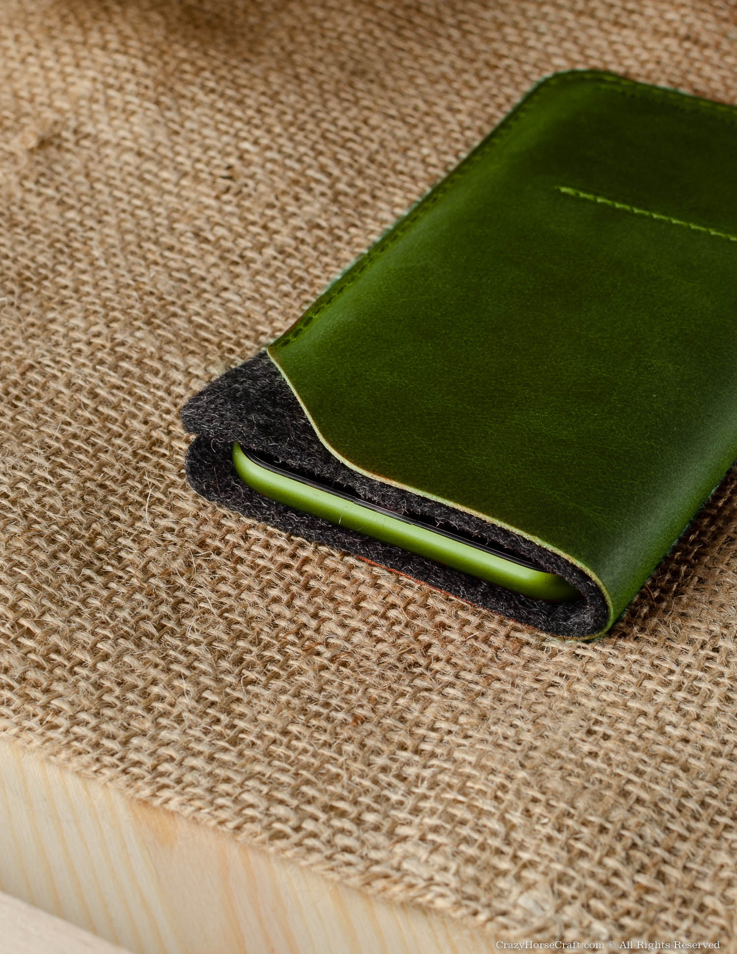 Crazy Horse Craft Phone Cases Leather Phone Case / Wallet with Card Pockets custodia iPhone Alpine Green