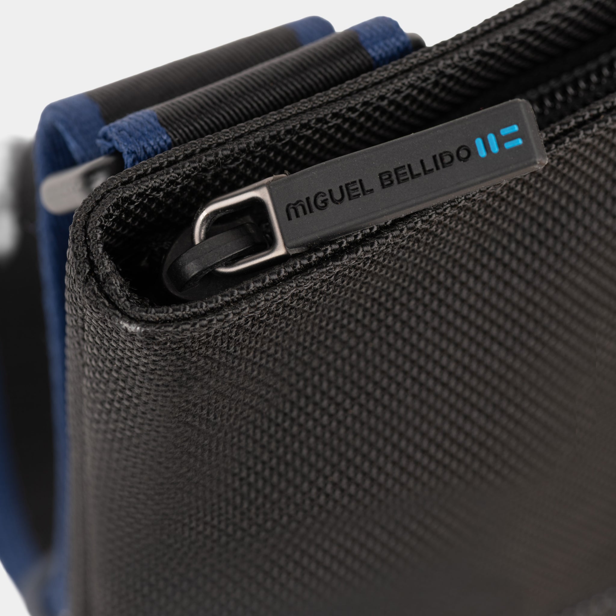 Miguel Bellido Bolsos cruzados para hombre Quebec borsa a tracolla tecnica impermeabile