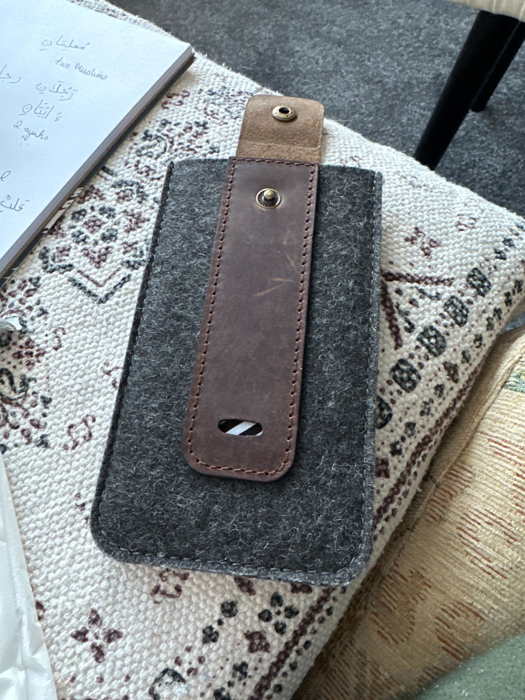 Crazy Horse Craft Phone Cases custodia iPhone Wood Brown in feltro