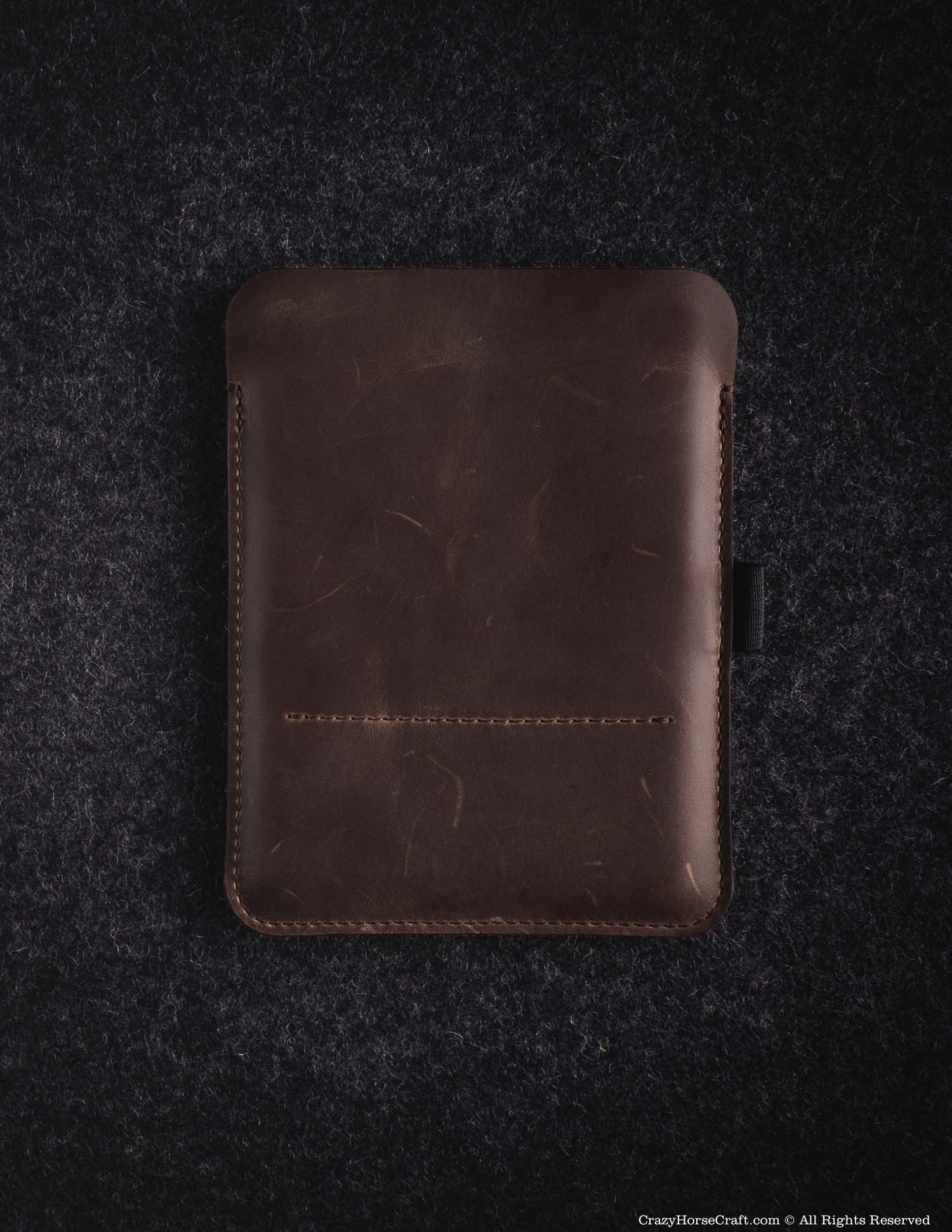 Crazy Horse Craft iPad and Kindle Cases Classic Leather & Felt Kindle Case / Sleeve custodia Kindle marrone classico in pelle vegetale