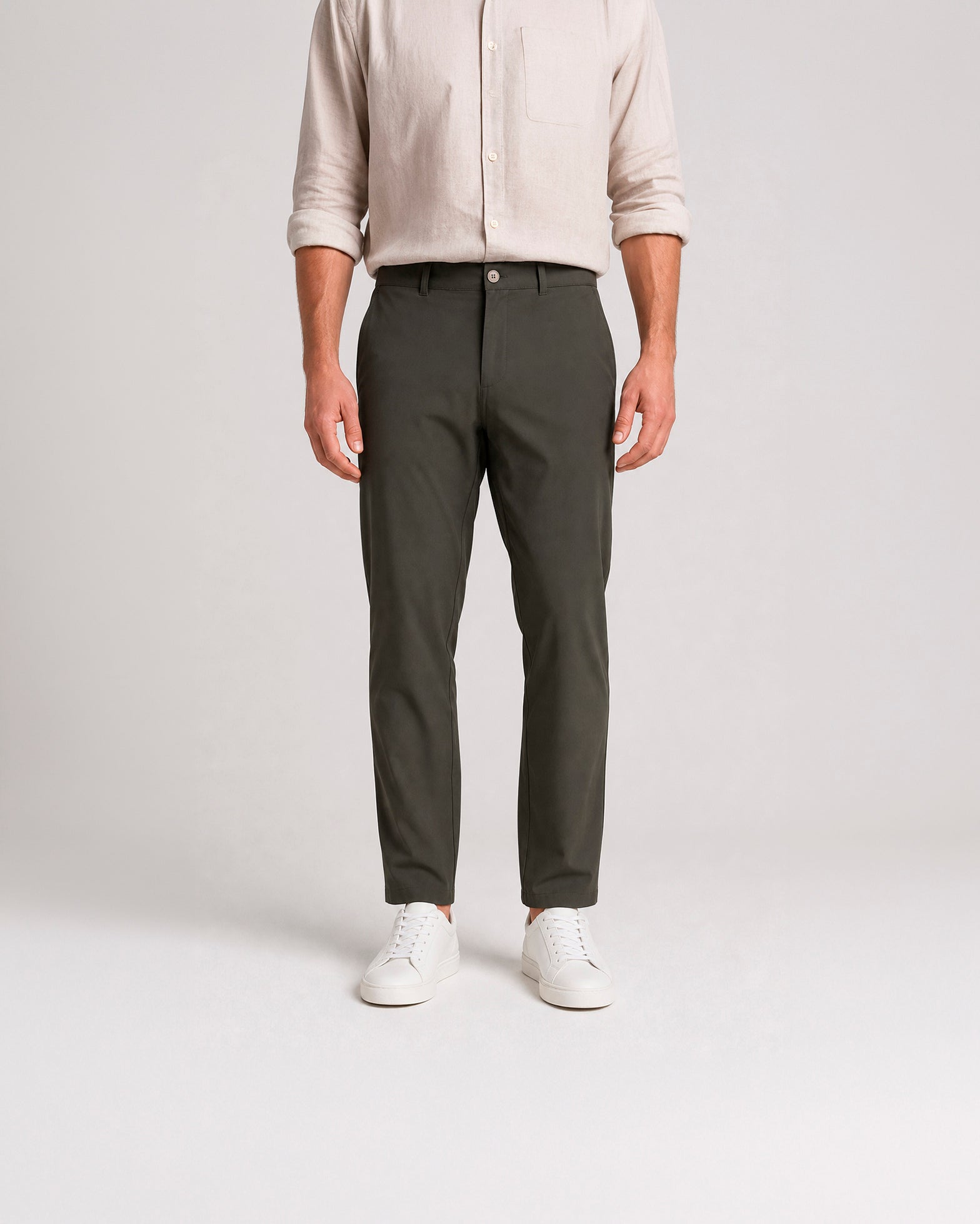 Miguel Bellido Pantalones Pantalón de tejido técnico verde scuro
