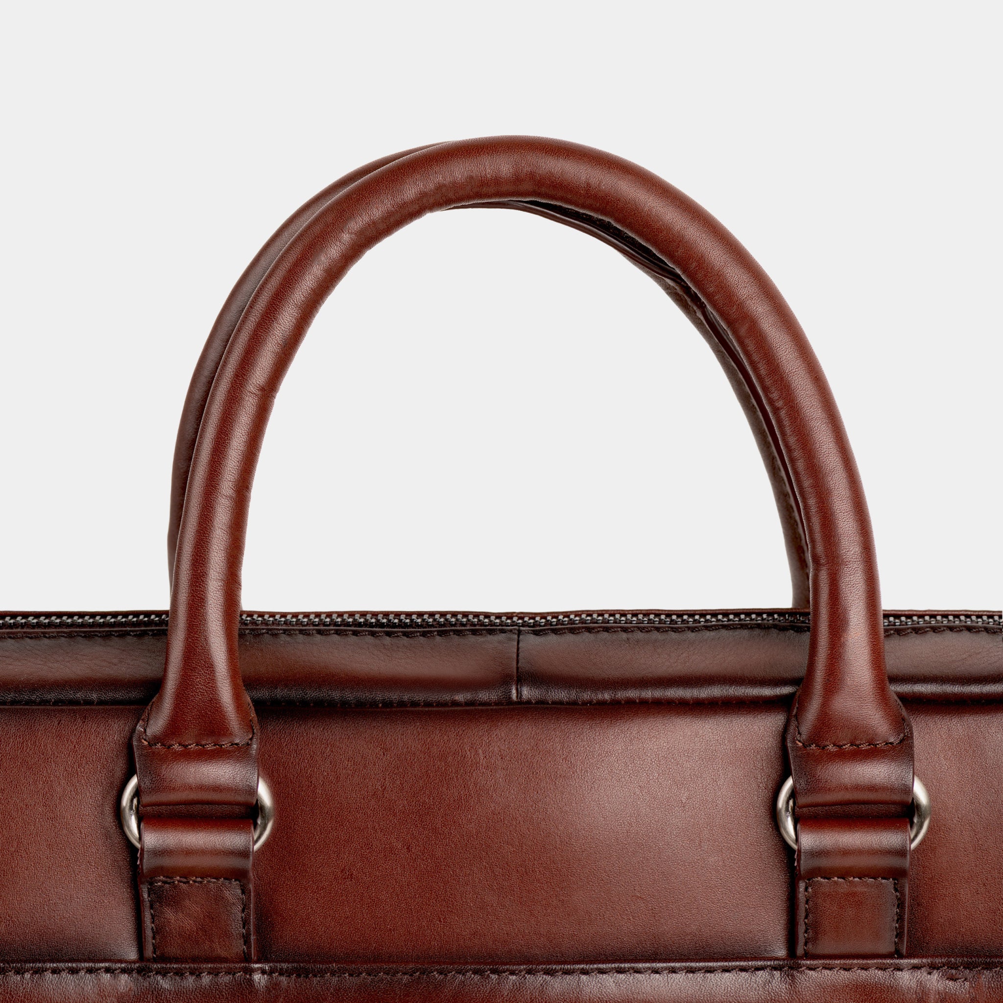 Miguel Bellido Portadocumentos de hombre Budapest portadocumenti