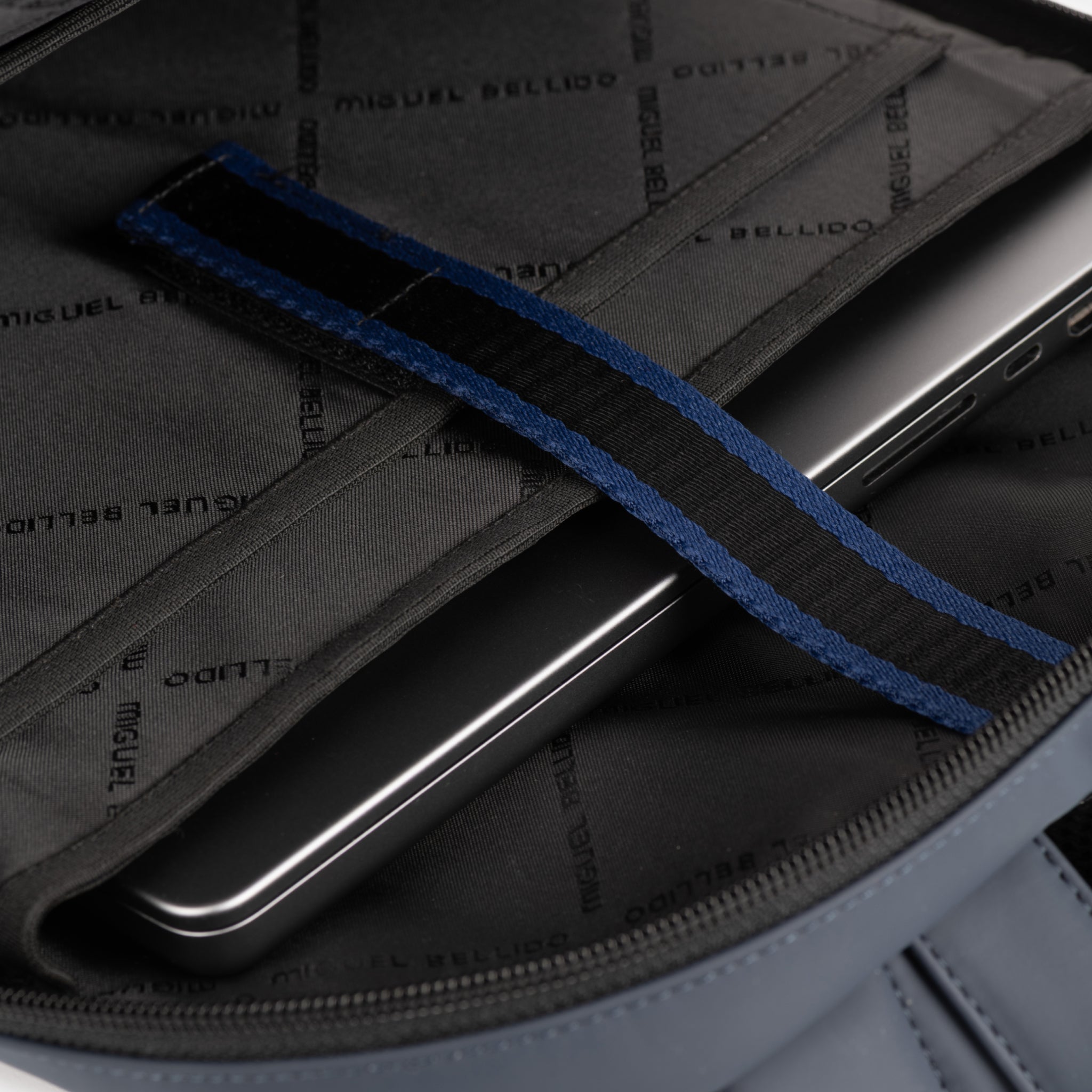Miguel Bellido Mochilas para hombre Quebec zaino tecnico per laptop 15 pollici