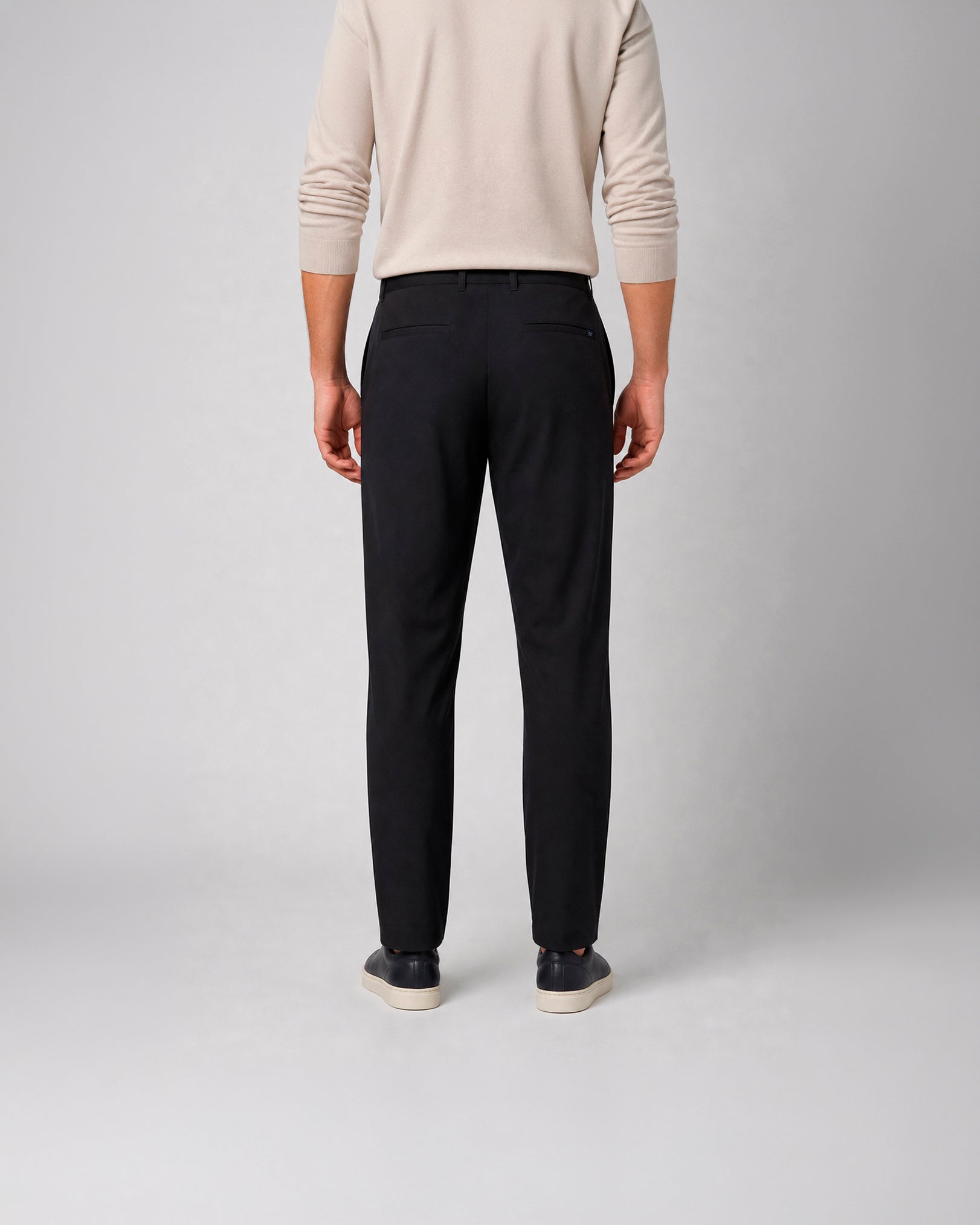 Miguel Bellido Pantalones Pantalone in tessuto tecnico blu