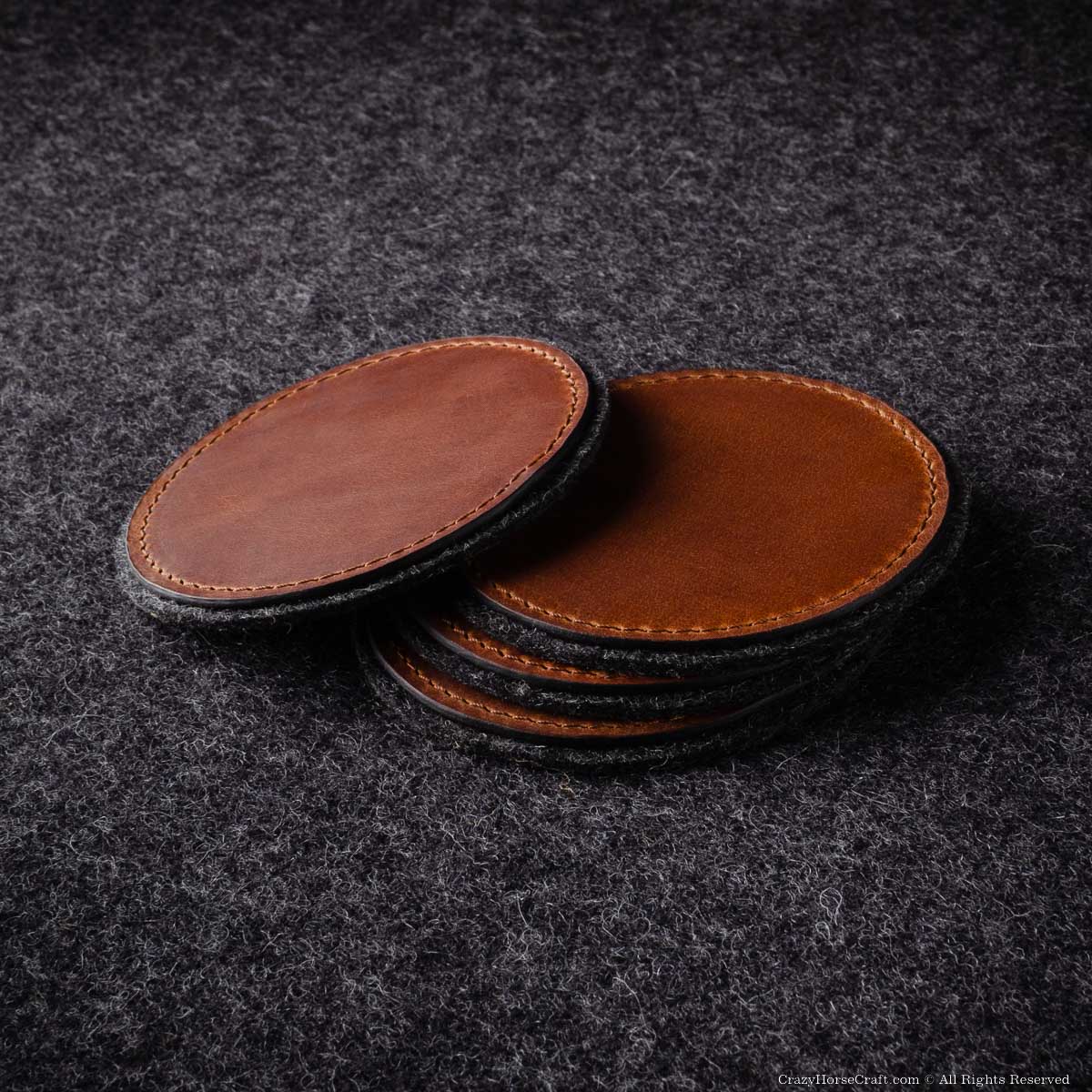 Crazy Horse Craft Desk Accessories sottobicchieri in pelle 4 pezzi marrone classico