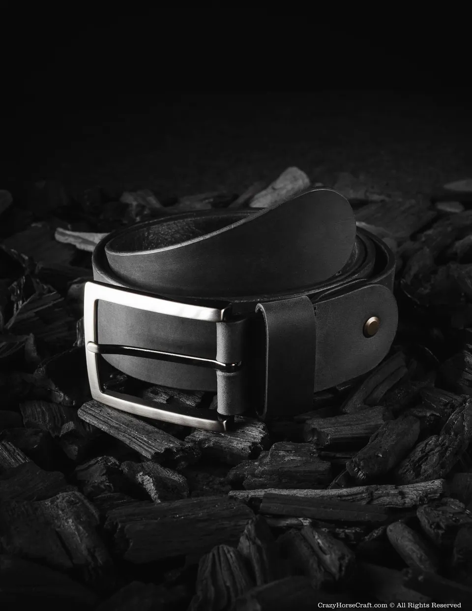 Crazy Horse Craft Belts cintura in pelle conciata al vegetale Carbon Black