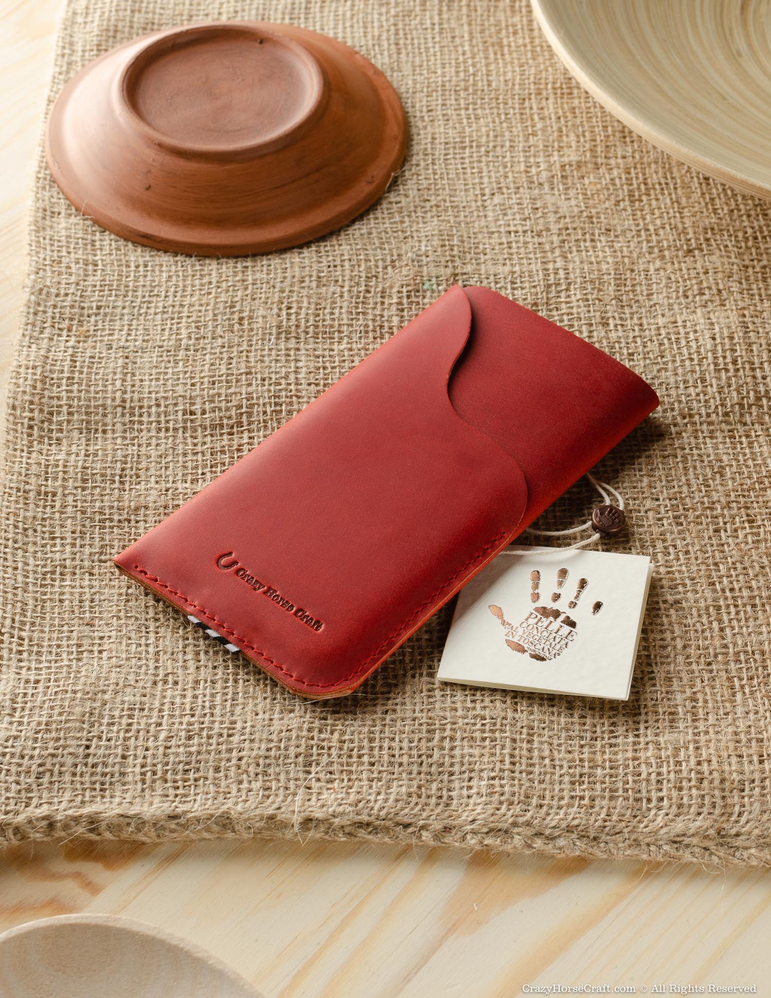 Crazy Horse Craft Phone Cases custodia portafoglio iPhone 15 Fragola Red pelle