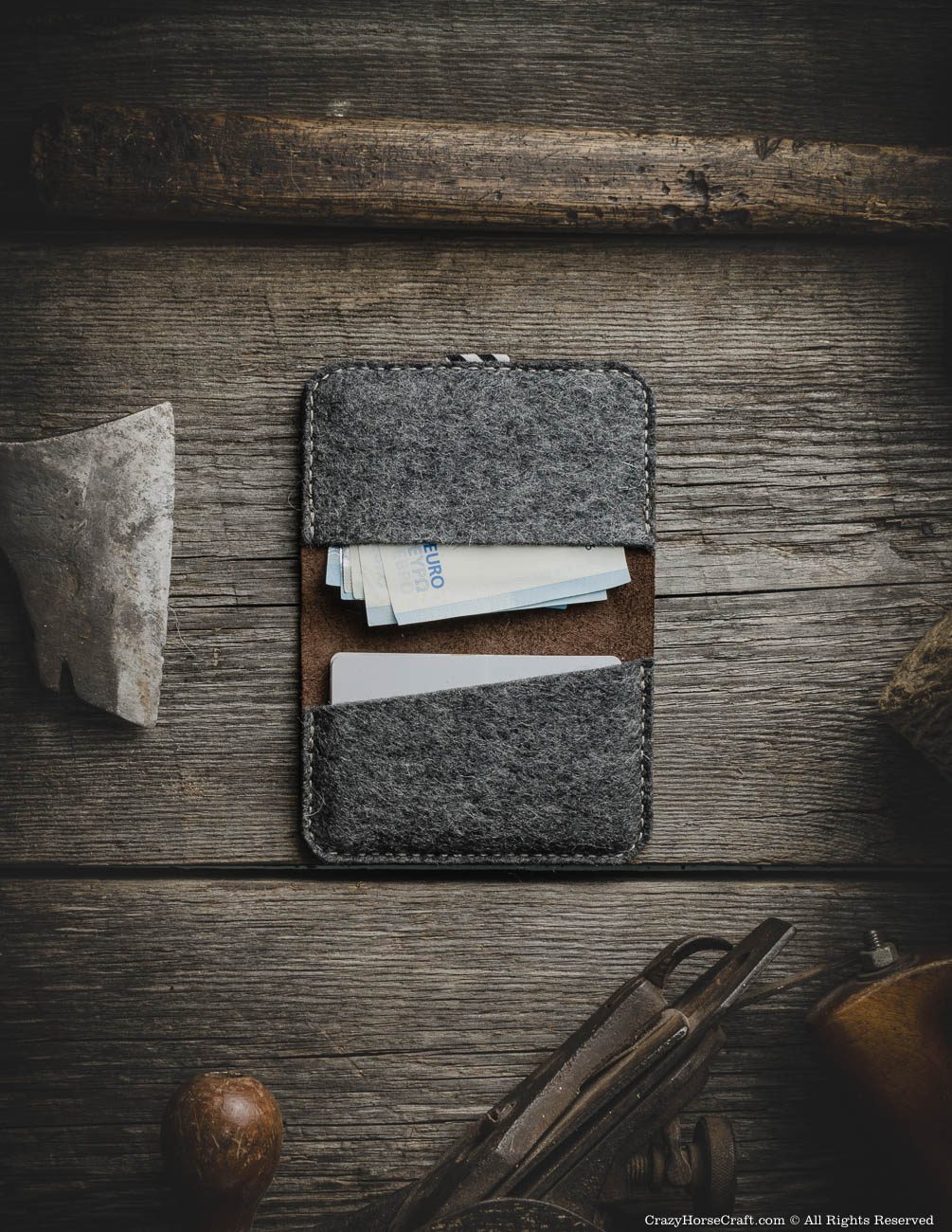 Crazy Horse Craft Wallets & Card Holders portacarte Wood Brown in pelle