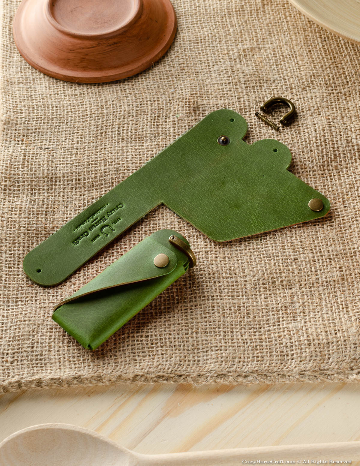 Crazy Horse Craft Minimalist Series organizer chiavi in pelle verde alpino, grande